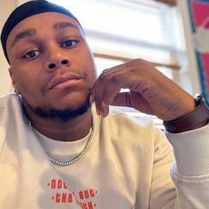 Meet your Posher, Issac